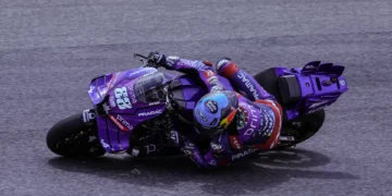 “Tivemos complicações inesperadas com muitas vibrações na roda traseira”