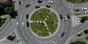 Está a circular bem nas rotundas? Saiba o que diz a lei