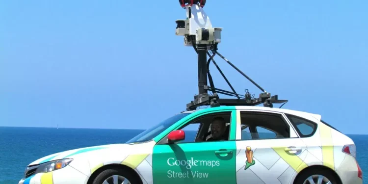 Argentino ganha indenização após o Google Street View fotografá-lo nu