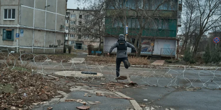 Rússia anuncia conquista de 2 localidades em Donetsk próximas de Pokrovsk