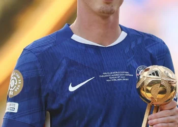 Cole Palmer eleito o melhor jogador do Mundial de Clubes