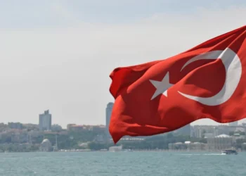 Dez bombeiros morrem em incêndio na Turquia