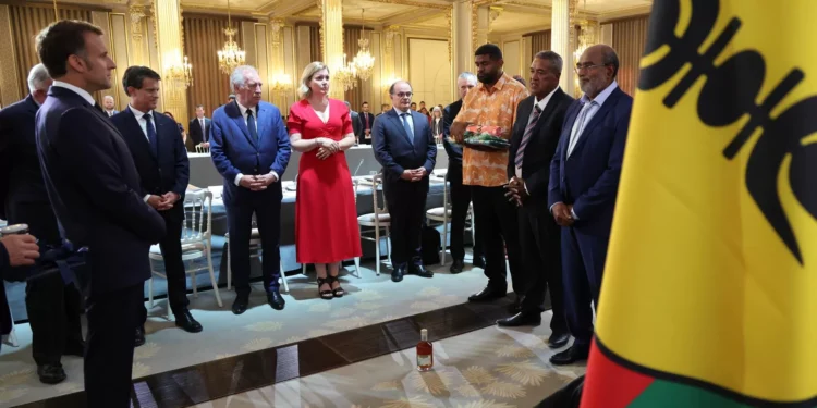 Nova Caledónia alcança “acordo histórico” e torna-se um estado dentro da França