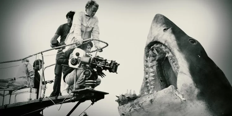 “Tubarão” faz 50 anos. Spielberg conta histórias e mostra imagens inéditas em documentário