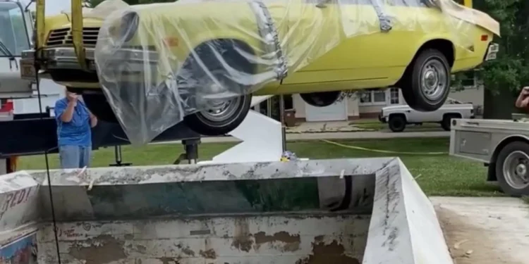 Chevrolet Vega, o carro desenterrado da maior cápsula do tempo