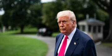 Tribunal de recurso mantém restrições impostas por executivo Trump à AP