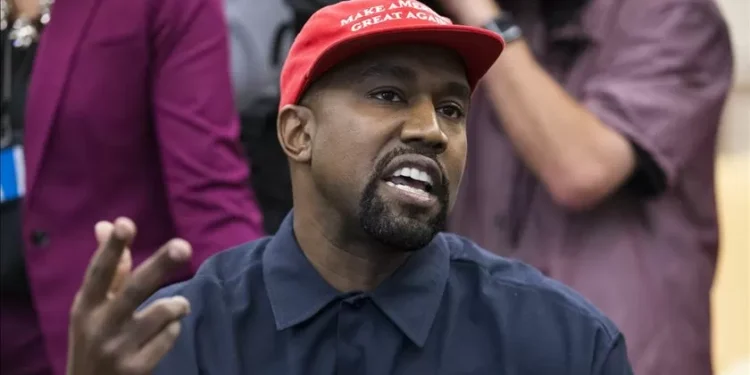Kanye West banido da Austrália por canção a elogiar Hitler