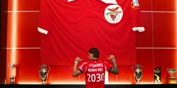 EM DIRETO: Siga os rumores e os negócios do mercado de transferências