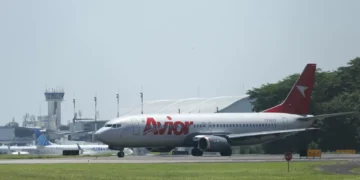 EUA anunciam libertação de americanos presos na Venezuela em acordo com apoio de El Salvador