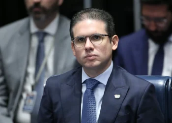 Hugo: Cabe à Câmara “apenas” deliberar sobre perda de mandato de Zambelli