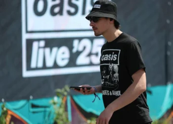 Oasis regressam em força… ou será apenas nostalgia? Uma psicóloga explica