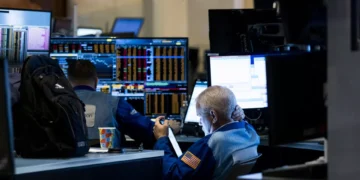 Wall Street deixa de estar imune à guerra tarifária de Trump