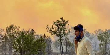 Fogos de “proporções bíblicas” destroem Turquia e Chipre. As imagens