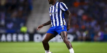 EM DIRETO: Siga os rumores e os negócios do mercado de transferências