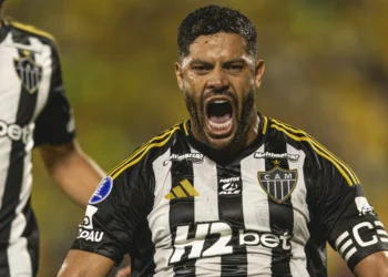 Hulk marca, Atlético-MG bate Bucaramanga e se aproxima das oitavas da Sula