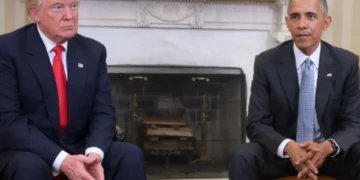 Donald Trump partilha vídeo (falso) onde Barack Obama é detido