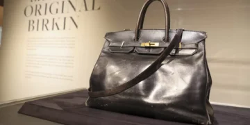 Mala Birkin original vendida por 8,6 milhões de euros
