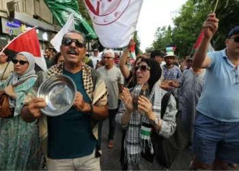 Disparos israelenses em centro de distribuição em Gaza deixam mais de 80 mortos