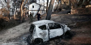 Estaciona em vegetação seca? Cuidado, o automóvel pode causar incêndios