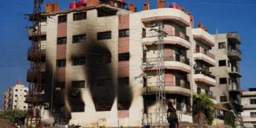 Protestos em Londres e Paris contra violência intercomunitária em Sweida