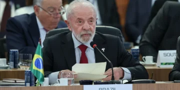 Lula defende na cimeira dos BRICS reformas no Banco Mundial OMC e FMI