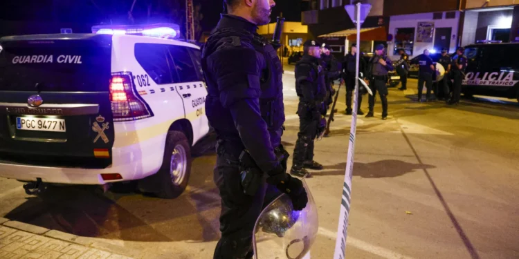 Imãs da mesquita de Torre Pacheco apelam a jovens para ficarem em casa