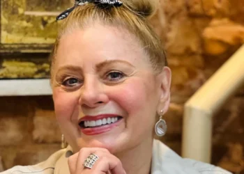 Vera Fischer desabafa sobre beleza na terceira idade: “Gostosa e simpática”