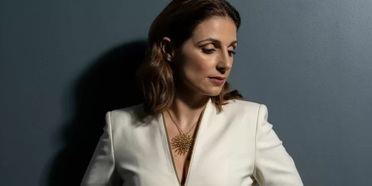 25 anos de carreira de Katia Guerreiro: “Não tenho medo nenhum de fugir do fado”