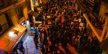 Plataforma Lisboa exige medidas ou vai a tribunal: “Bar a céu aberto”