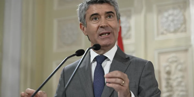 Suplemento? “Para pensões de 600€, é um café de três em três dias”