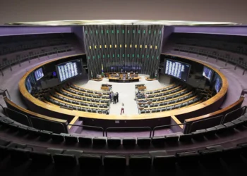 Governistas veem pontapé em projeto para avançar na revisão de isenções