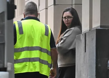 Australiana condenada por matar familiares com cogumelos venenosos