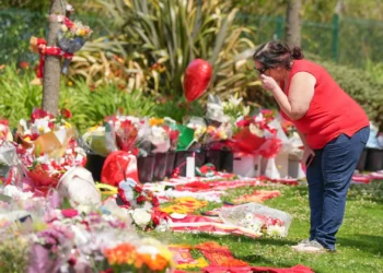 Cidade de Liverpool chora e homenageia futebolista Diogo Jota