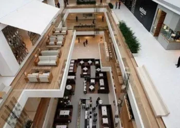 Iguatemi quase dobra lucro ajustado no 2º tri com alta em vendas