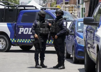 Restos mortais descobertos numa casa no México pertencem a 32 corpos