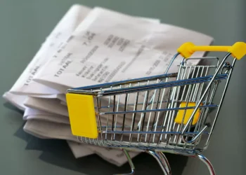 Dia dos Pais movimenta R$ 7,56 bilhões no varejo online, alta de 12,5%