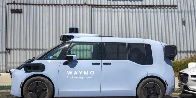 Serviço de robotáxi autorizado a testar nas ruas Nova Iorque