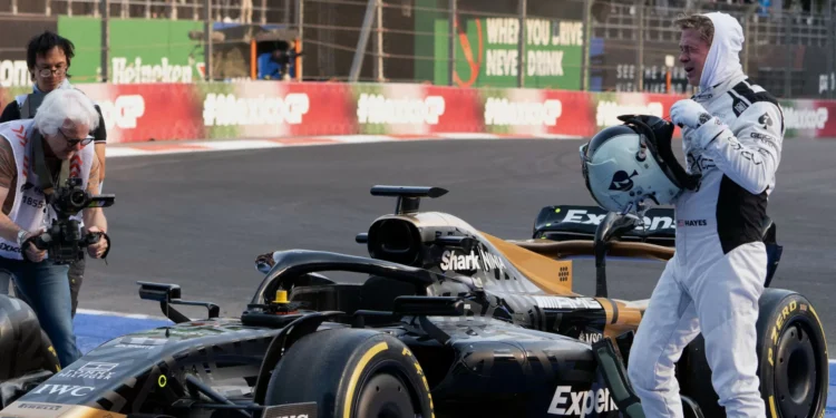 Novo filme da Fórmula 1 impulsiona receitas e audiências do campeonato