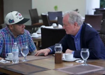 Kilmar Abrego: EUA libertam imigrante deportado por engano