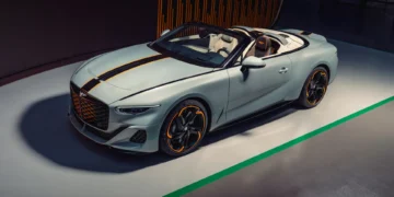 Este é o primeiro Bentley Batur Convertible de produção