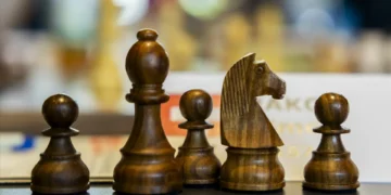 OpenAI bate Grok em torneio de xadrez para Inteligência Artificial