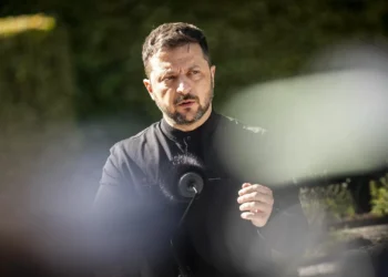 Zelensky recusa ceder território no Leste da Ucrânia