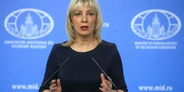 Moscovo acusa Macron de ultrapassar limites da decência ao chamar Putin de “ogre”