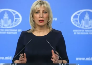 Moscovo acusa Macron de ultrapassar limites da decência ao chamar Putin de “ogre”