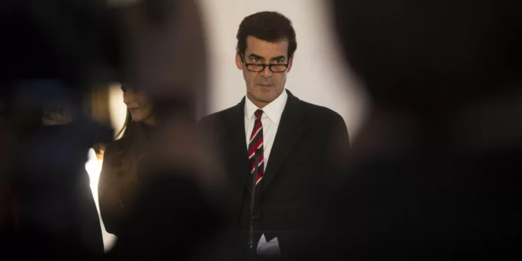 “Temos 2 países. Um que vive em normalidade, outro deserdado, abandonado”