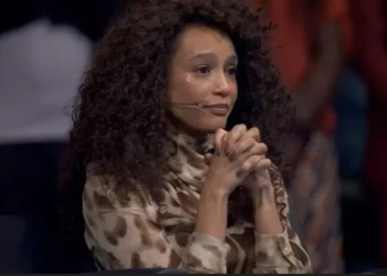 Taís Araújo recebe homenagem no Domingão e web reage ao momento