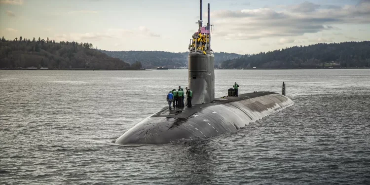 Trump envia submarinos nucleares para proximidades da Rússia