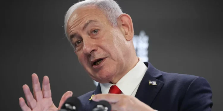 Netanyahu terá de comparecer no julgamento por alegada fraude e corrupção a partir de novembro