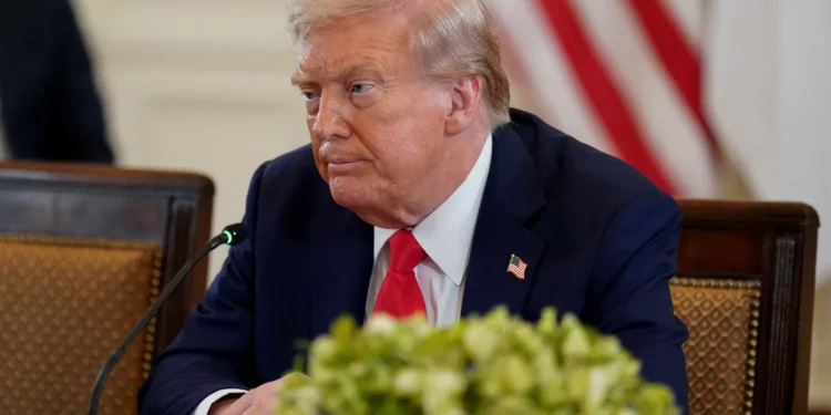 “Não queremos ver mais funerais”: Trump explica carta de Melania a Putin