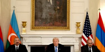 Azerbaijão e Arménia assinam acordo de paz com mediação dos EUA